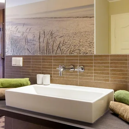 Konstanze Apartment *